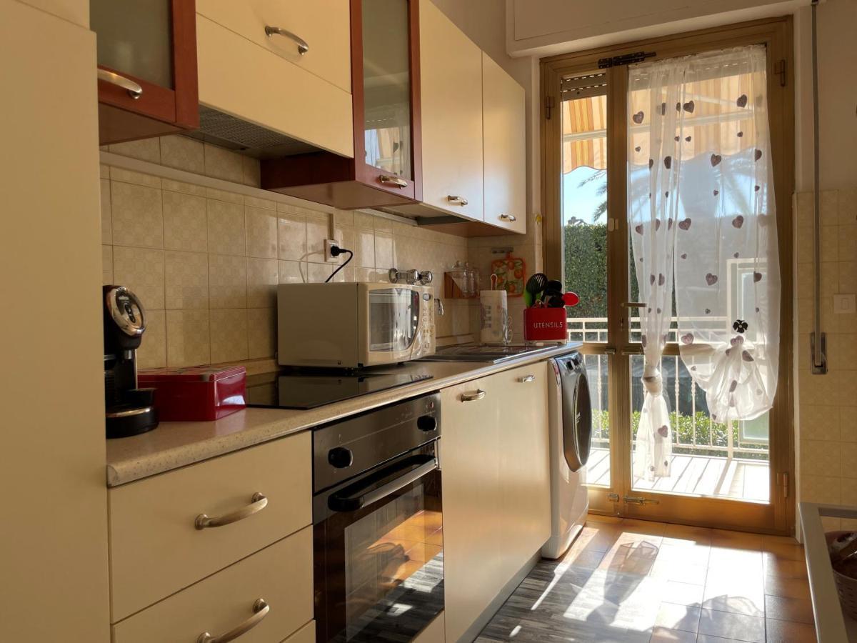 Le Palme 98 "Casa Vacanze" Лидо-ди-Камайоре Экстерьер фото